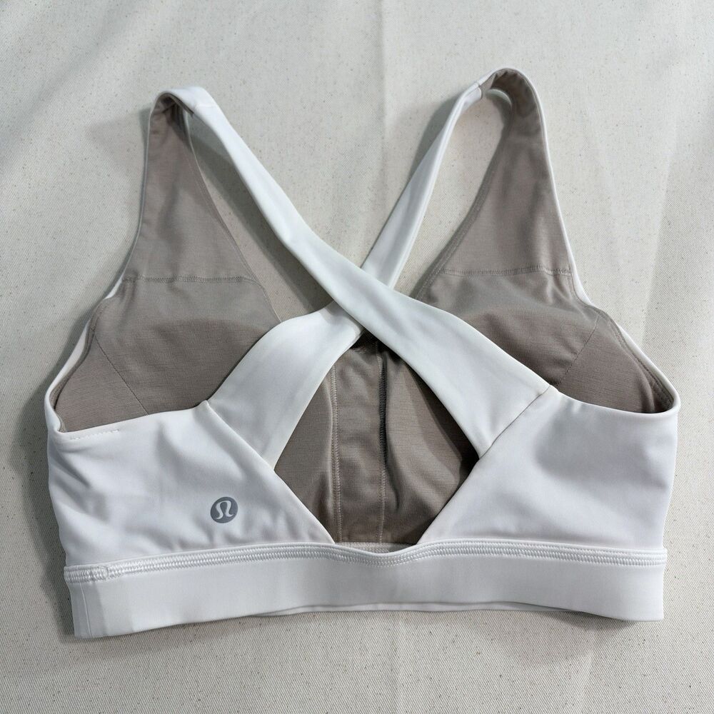 Lululemon Envital Bra Size 4 White Pads Included